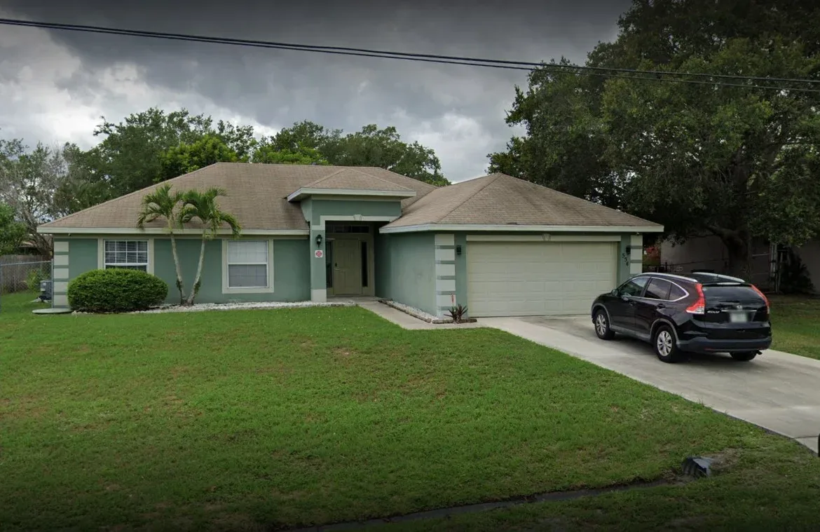 A Loving Hand Facility Care LLC photo 1
