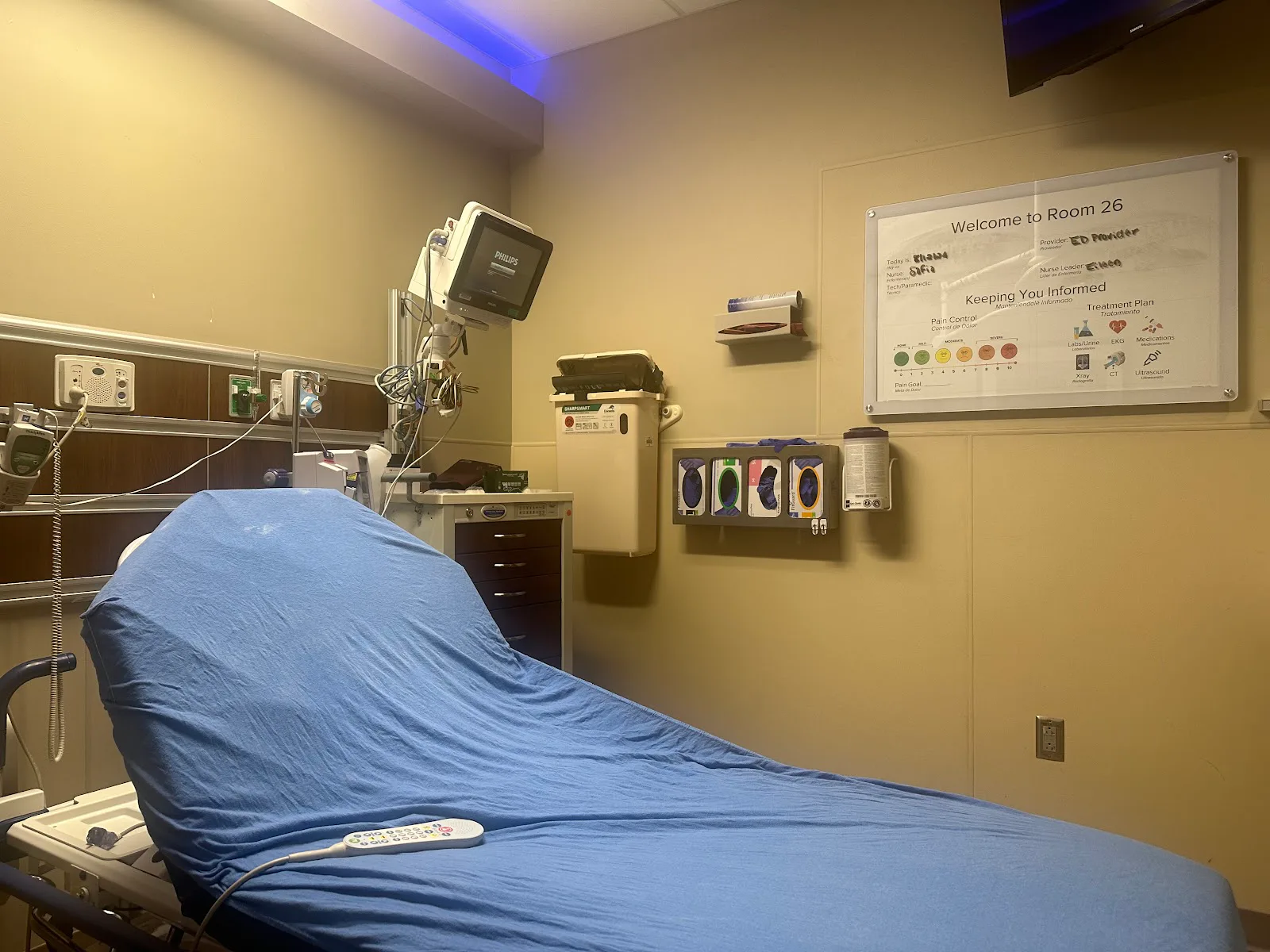 AdventHealth Care Center Apopka South photo 2