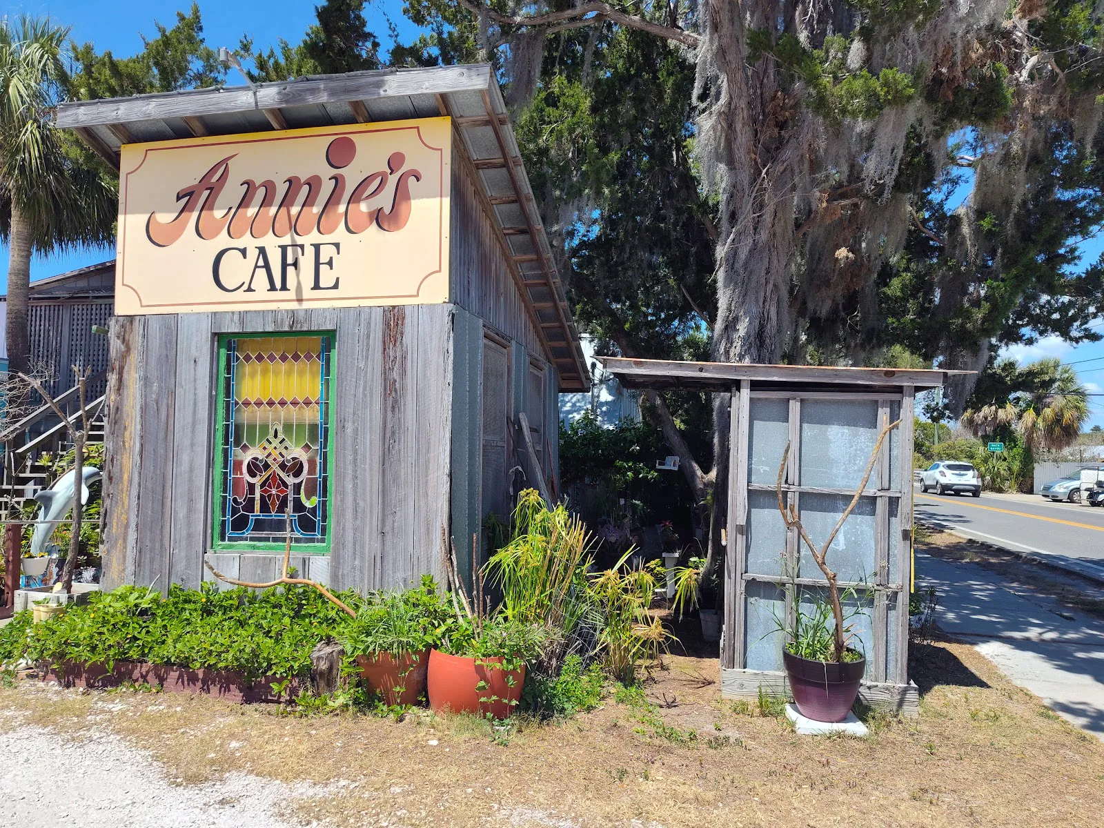 ANNIE'S PLACE photo 3