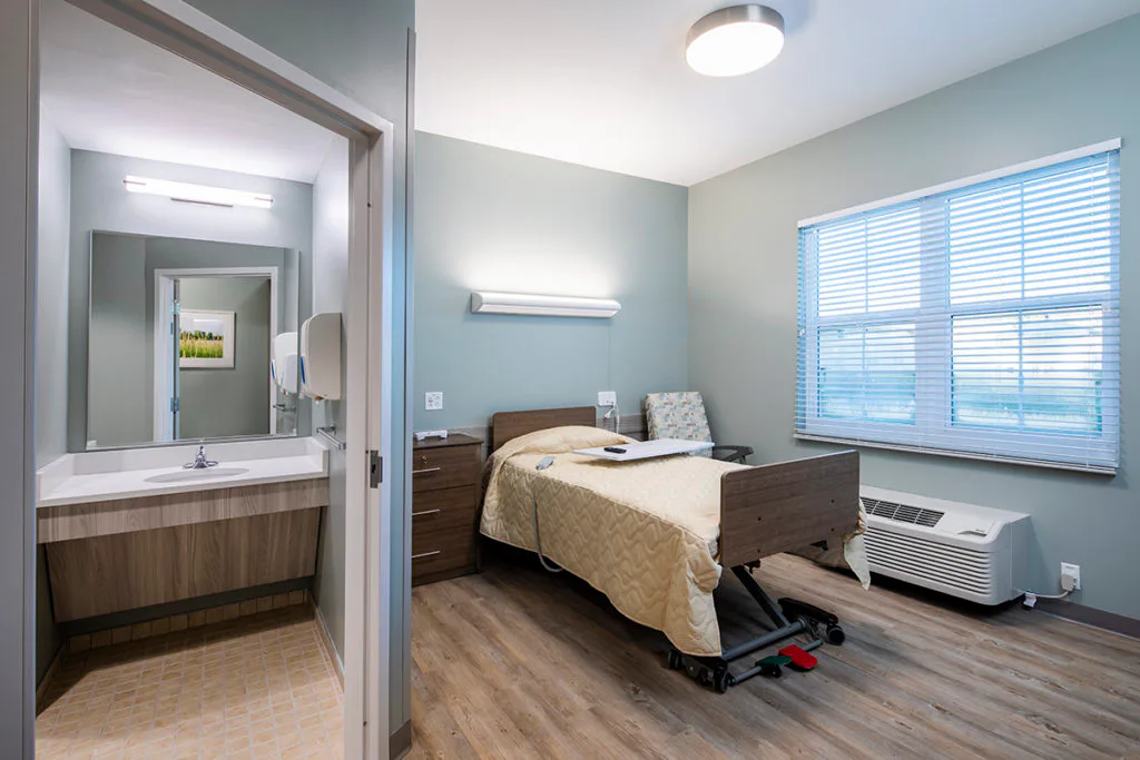 APOPKA HEALTH AND REHABILITATION CENTER photo 5