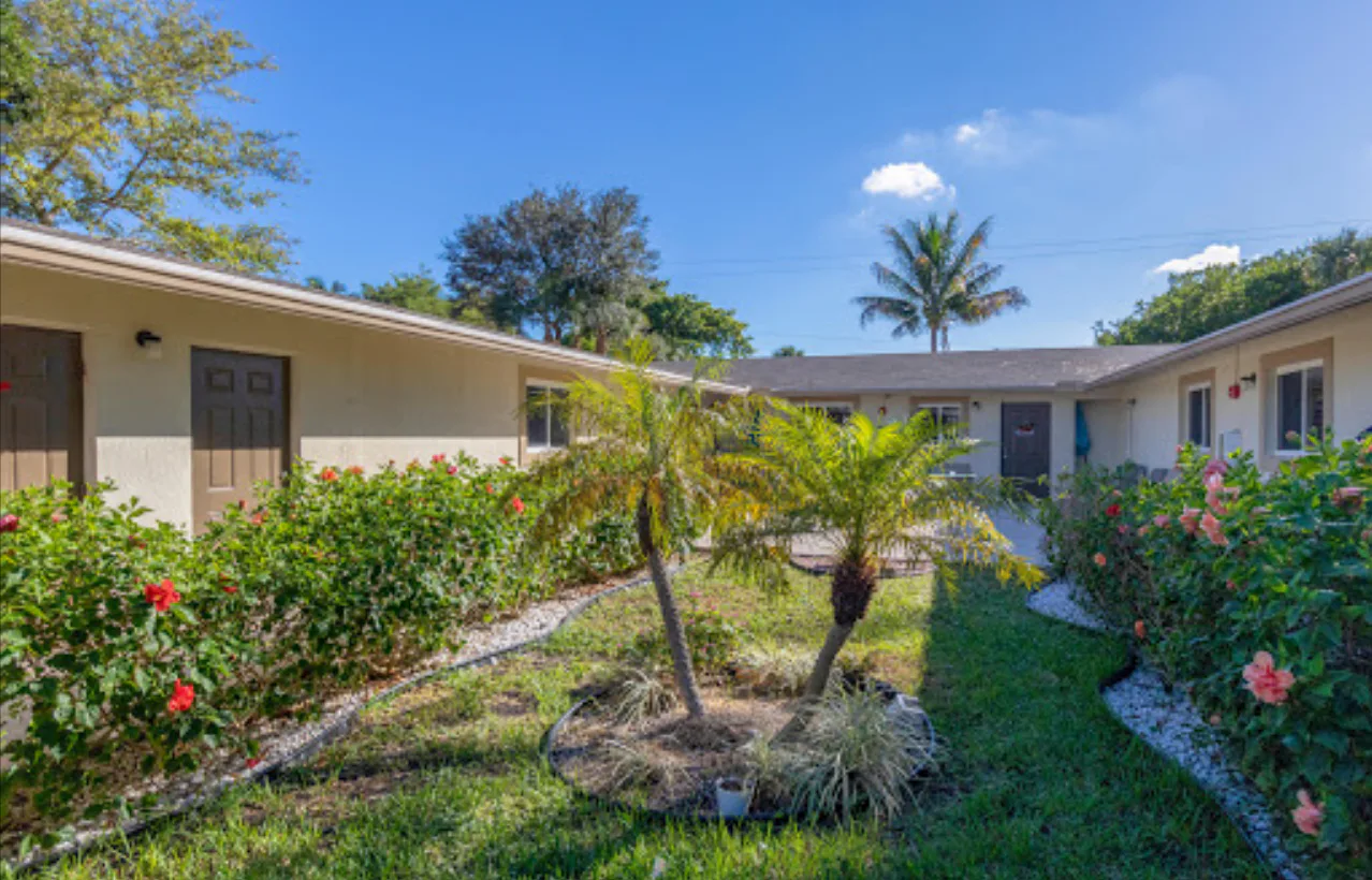 Atlantis Senior Care Residence photo 2