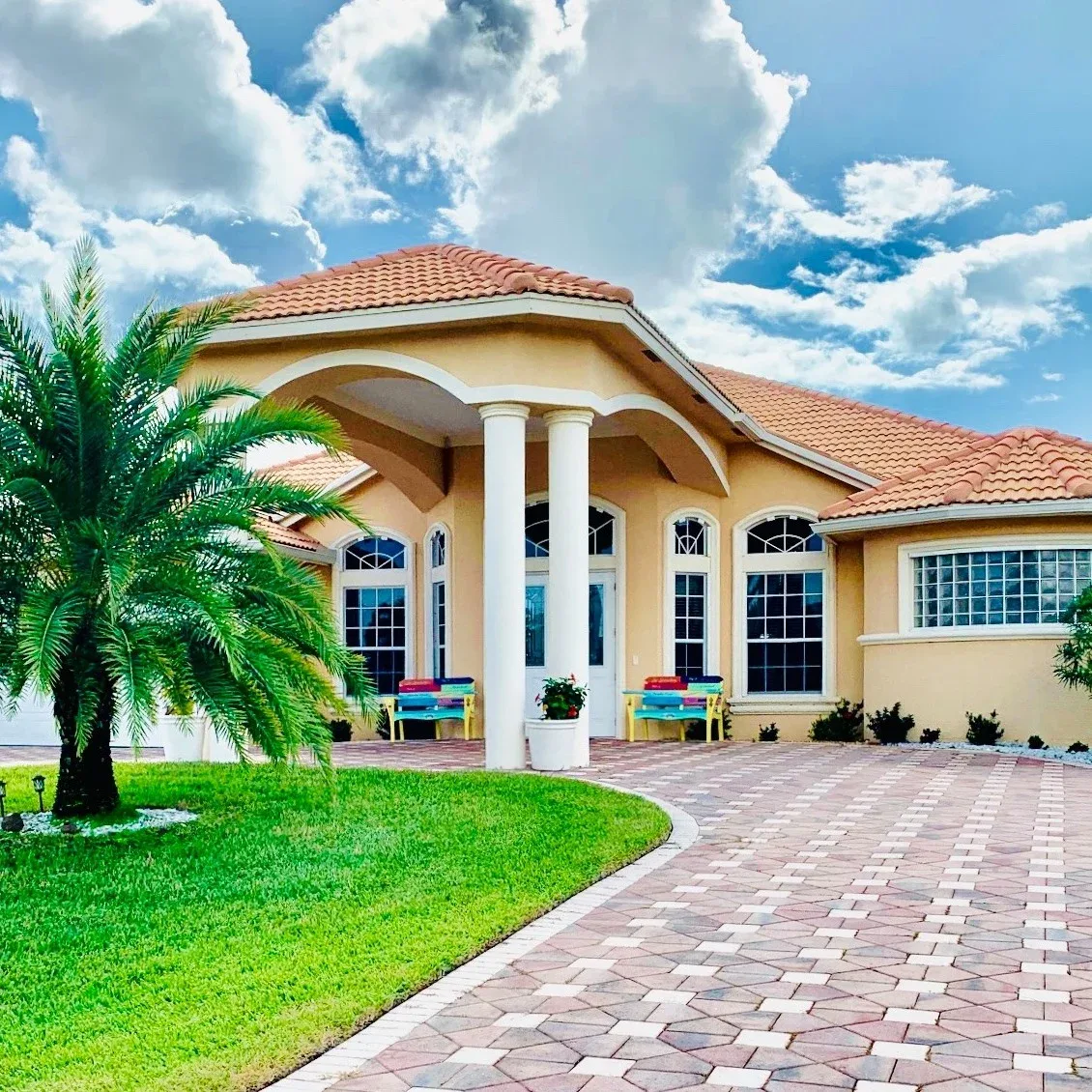 Avalon Divine Family Resort Assisted Living photo 3