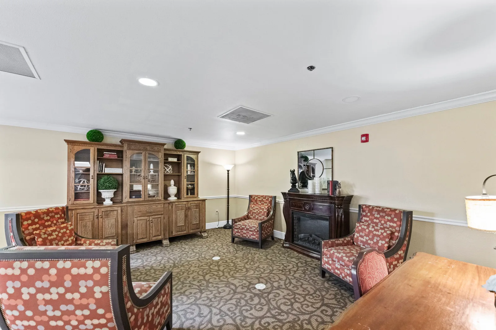 AVIATA AT LAKESIDE OAKS photo 5