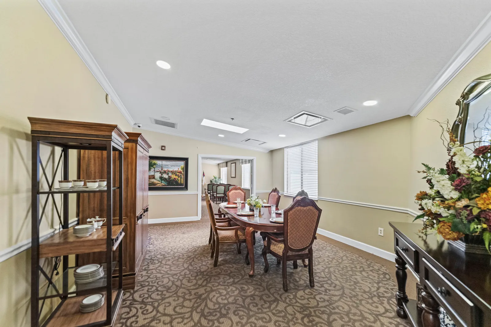 AVIATA AT LAKESIDE OAKS photo 4