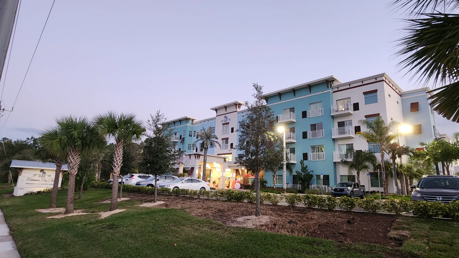 Bahama Bay Club Luxury Senior Living photo 16