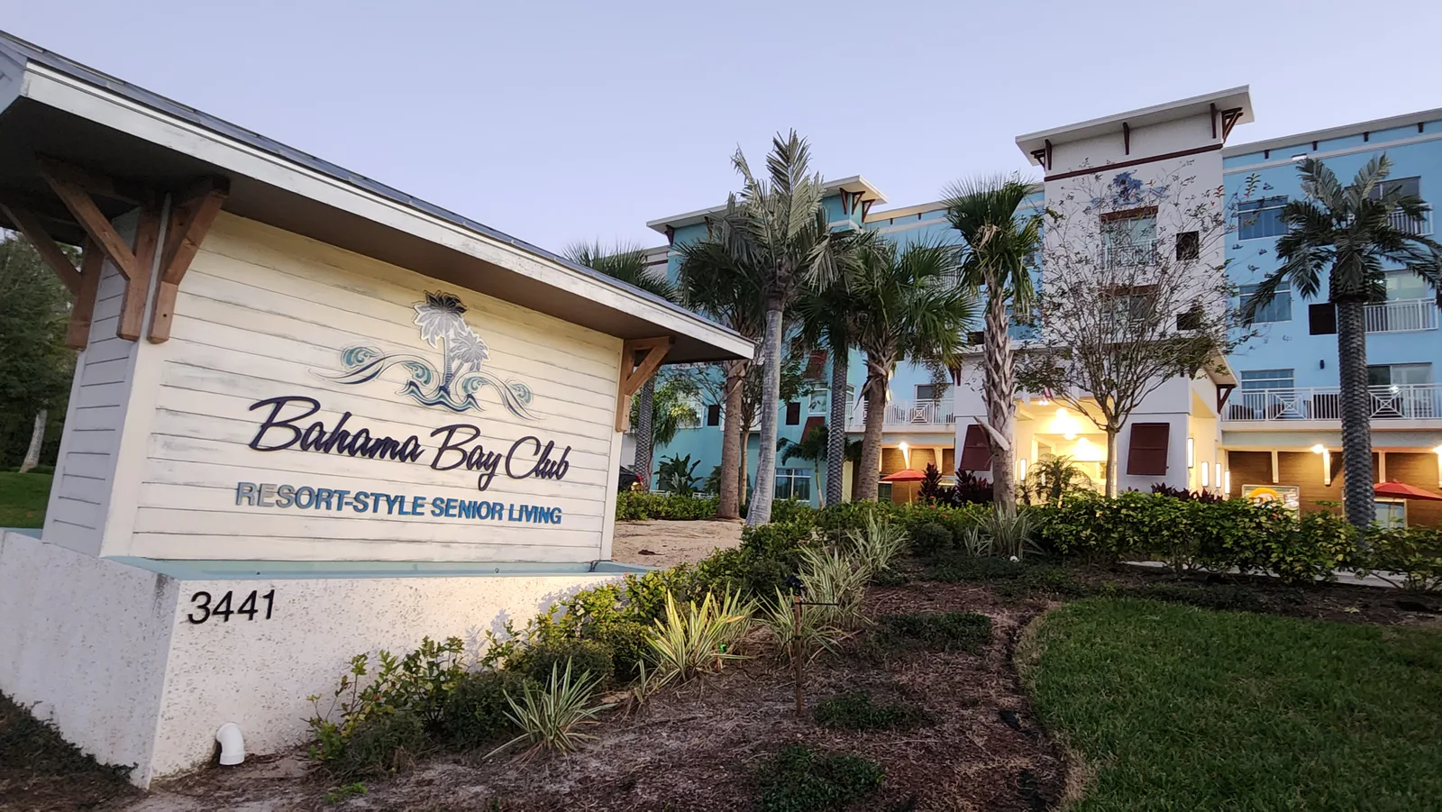 Bahama Bay Club Luxury Senior Living photo 10
