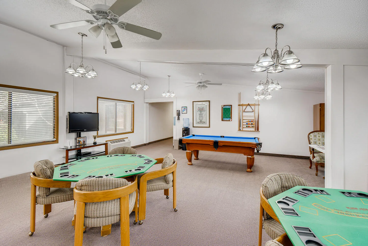 Bay Vue photo 16