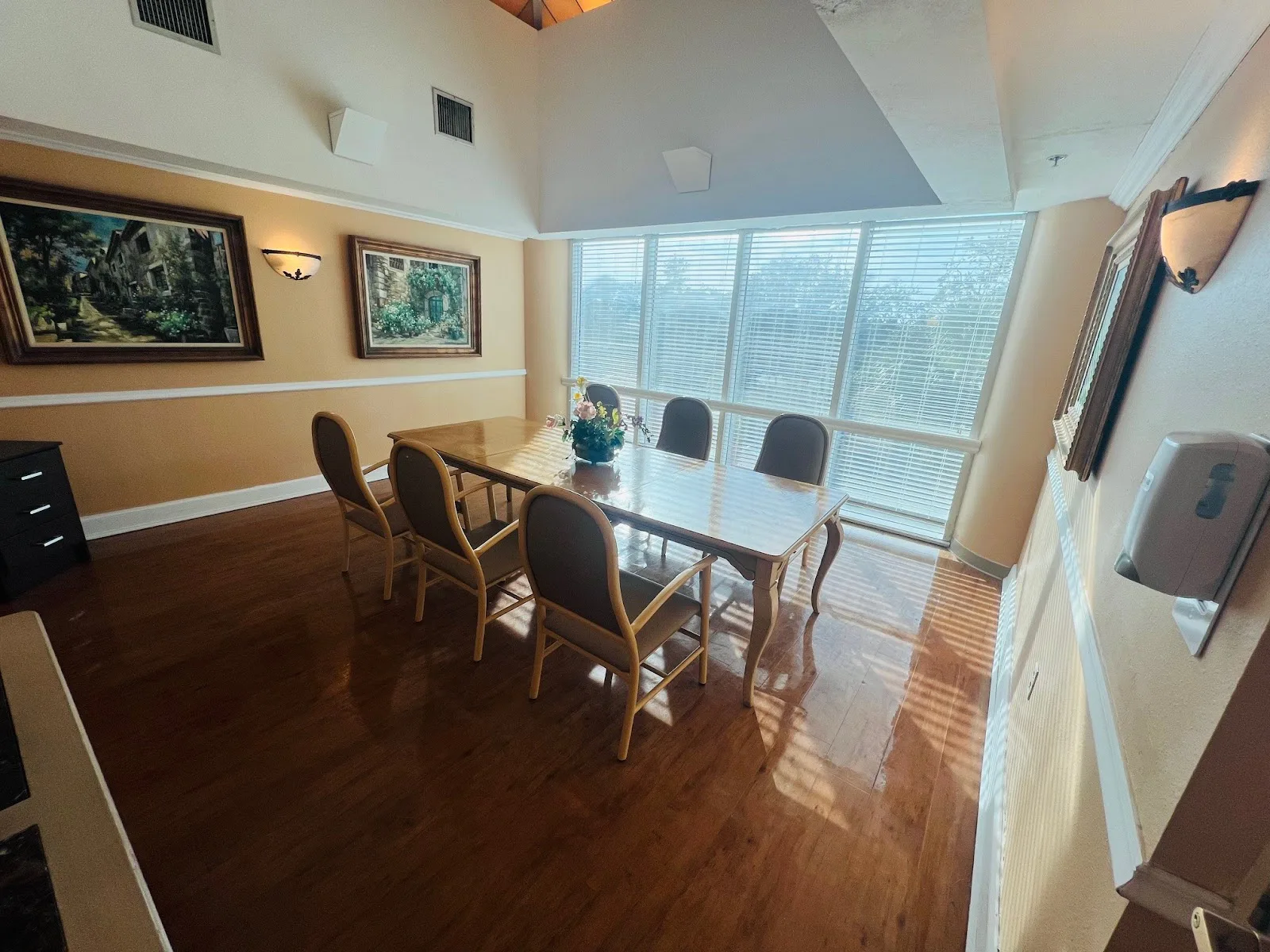 Bayshore Pointe Nursing and Rehab Center photo 6