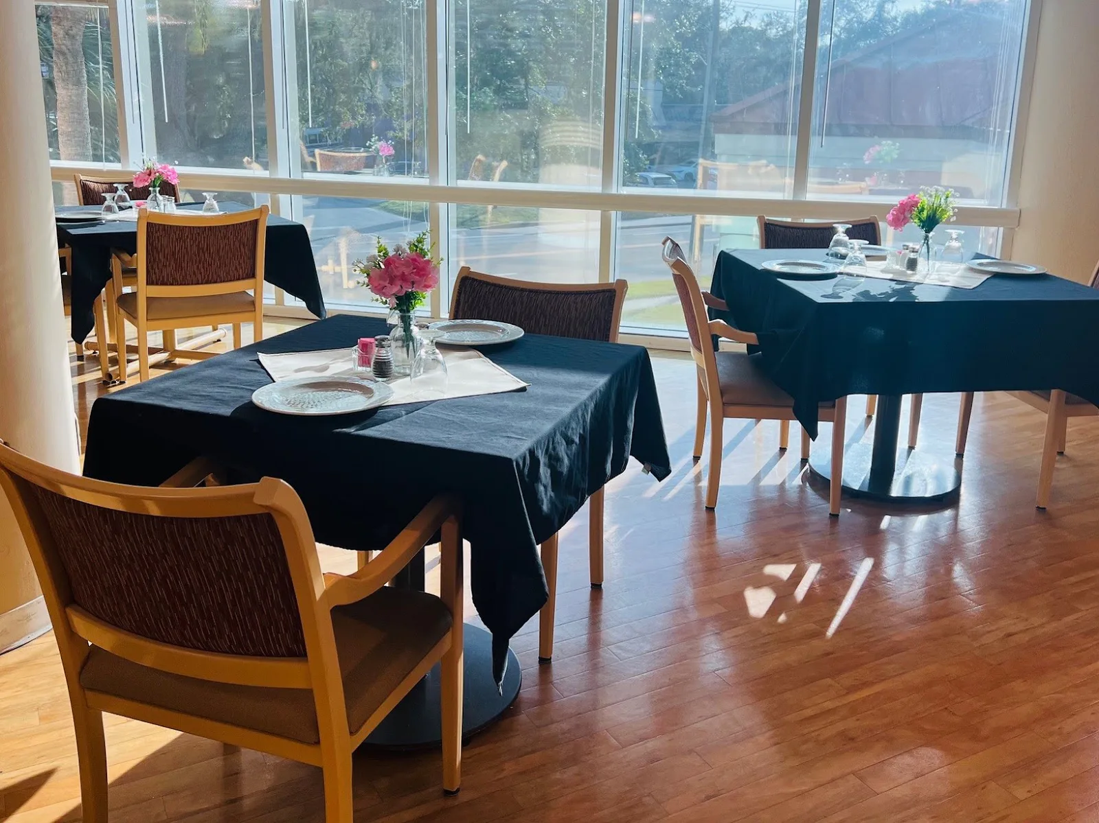 Bayshore Pointe Nursing and Rehab Center photo 8