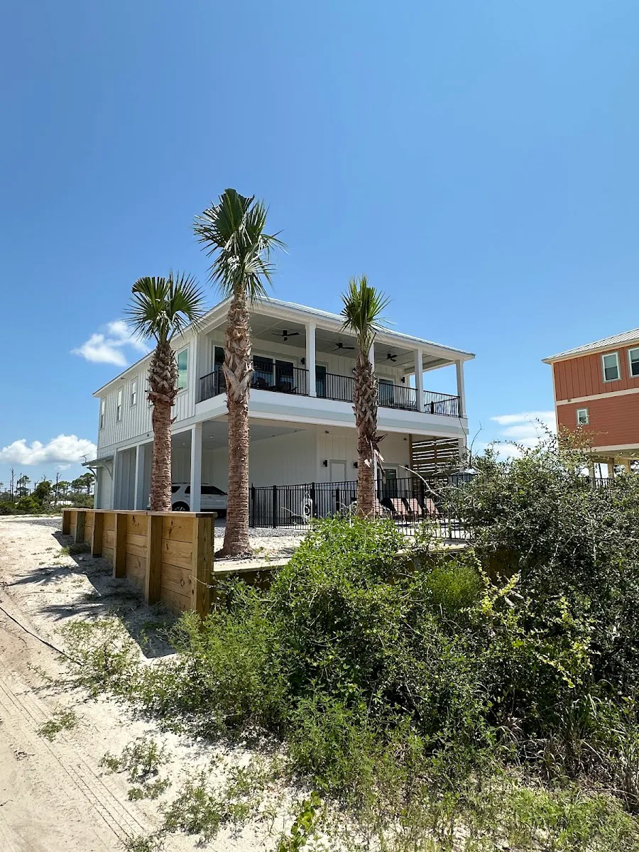 BEACH HOMES III photo 4