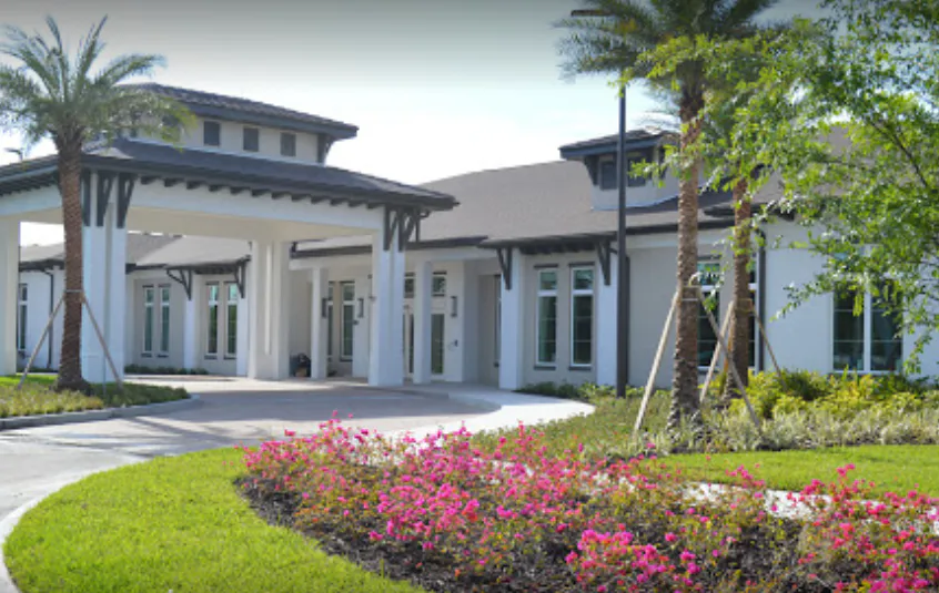 Bedrock Rehabilitation and Nursing Center at Islan photo 5