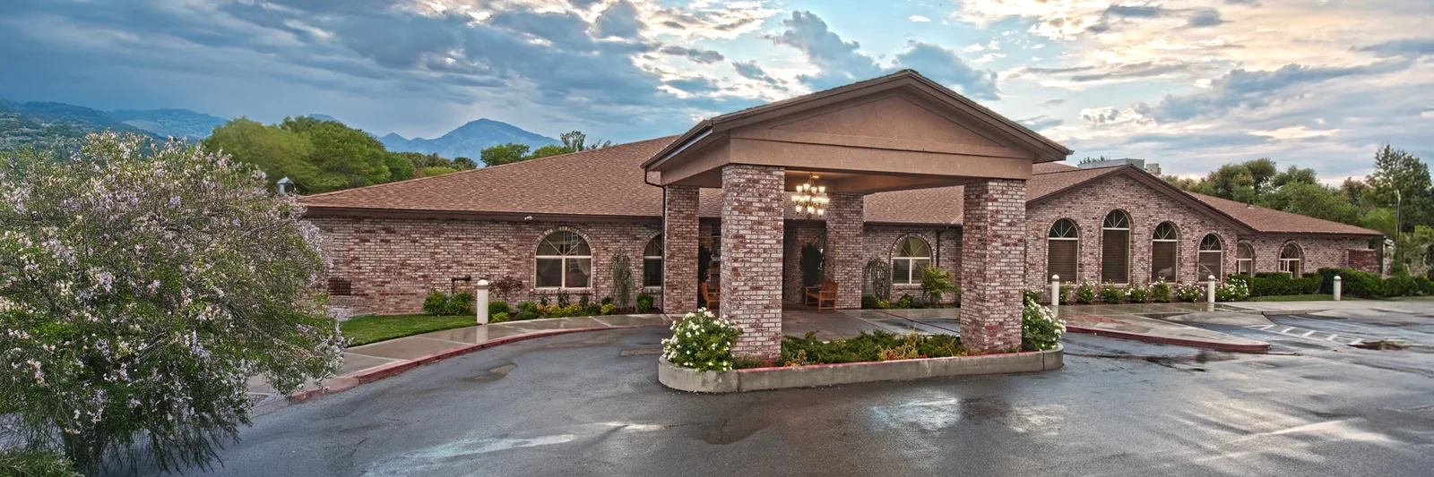 Bishop Noa Home photo 2