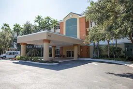 BOYNTON BEACH REHABILITATION CENTER photo 2