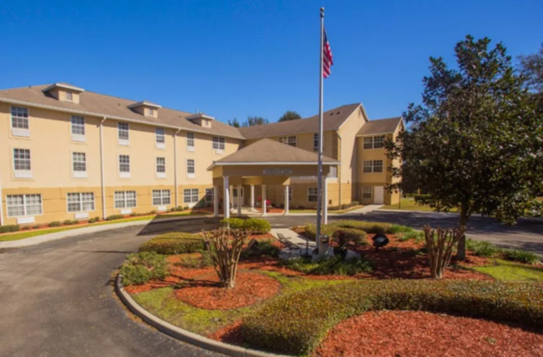BRIGHTWATER SENIOR LIVING OF HIGHLAND (DBA) photo 7