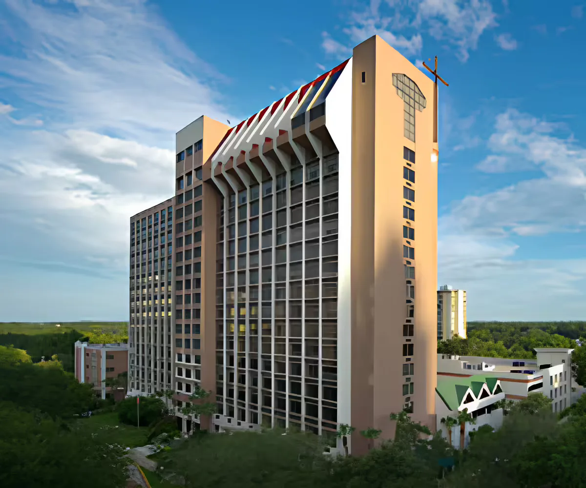 COMMONS AT ORLANDO LUTHERAN TOWERS photo 2