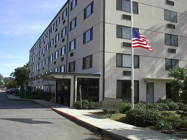 DIAMOND MANOR