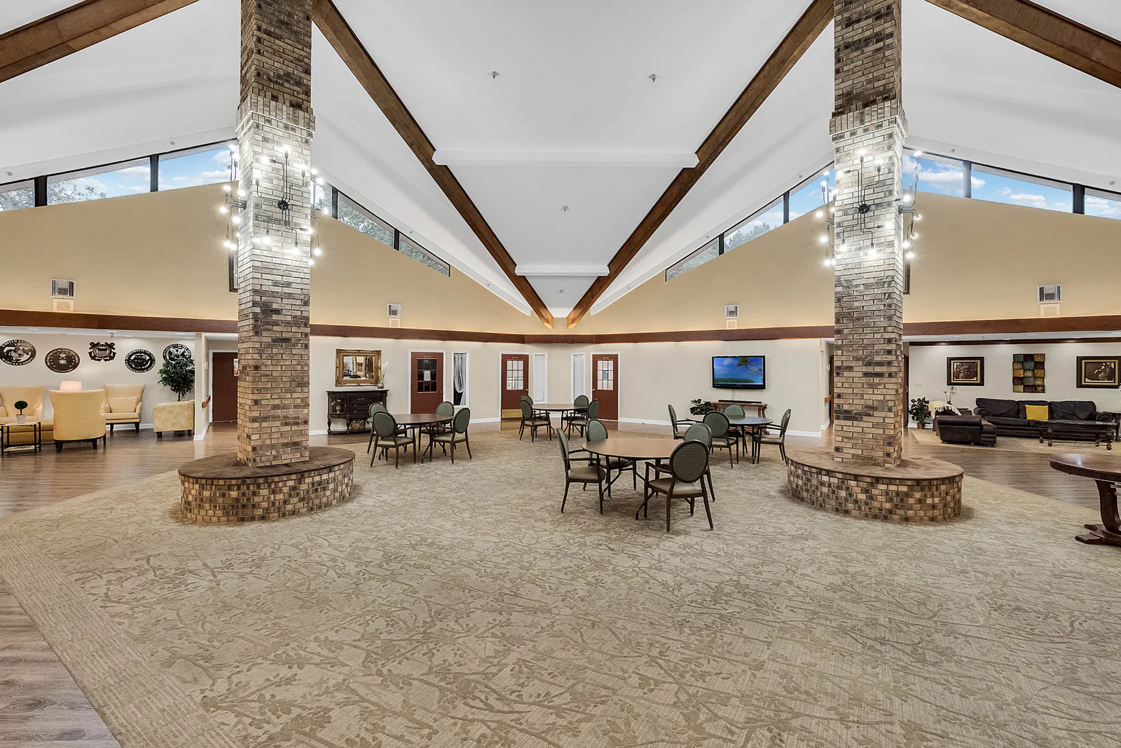 Elevated Estates Forest Oaks photo 1