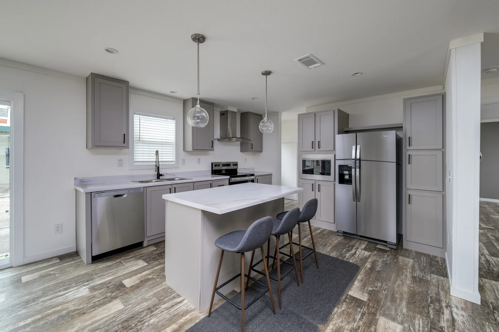 Essling'S Homes Plus Inc photo 7