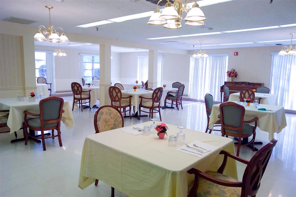 GREENBRIAR NURSING CENTER photo 6
