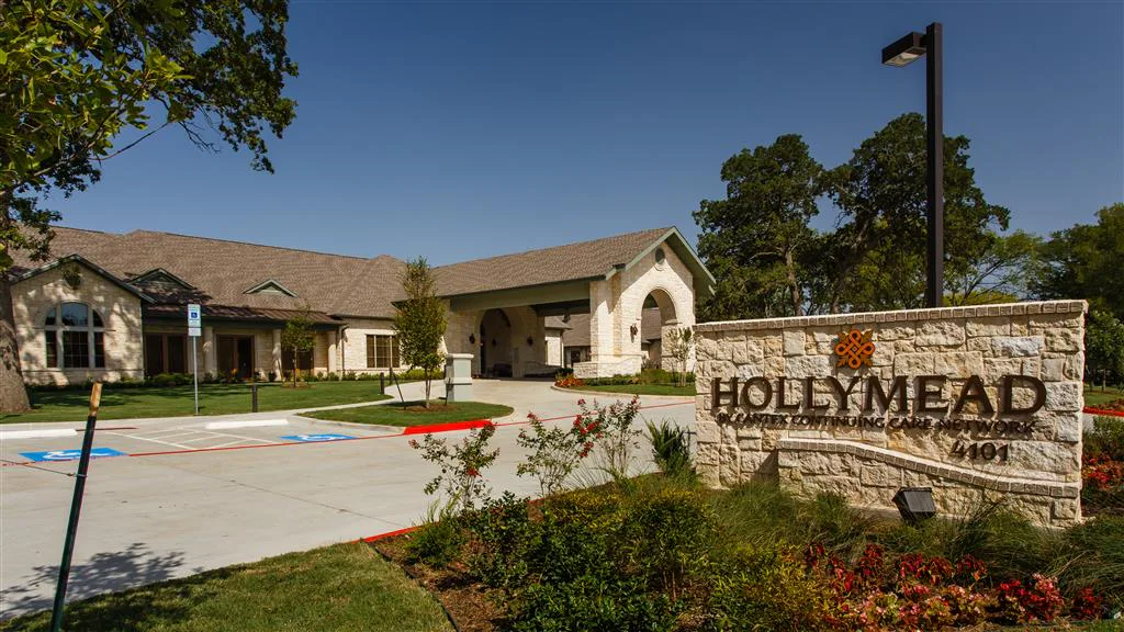 HOLLYMEAD photo 3