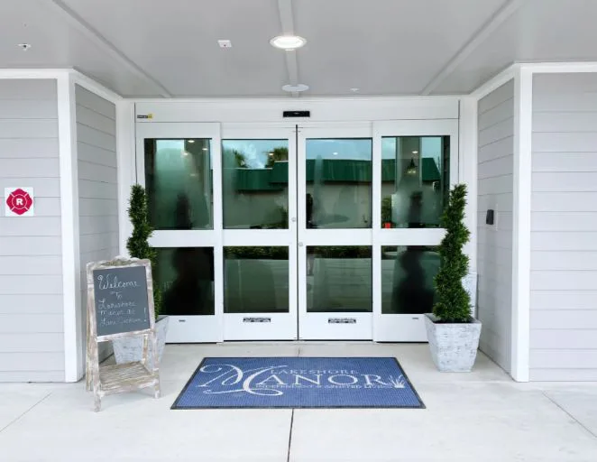 Lakeshore Manor At Lake Jackson LLC photo 2