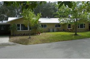 Maranatha Manor photo 7