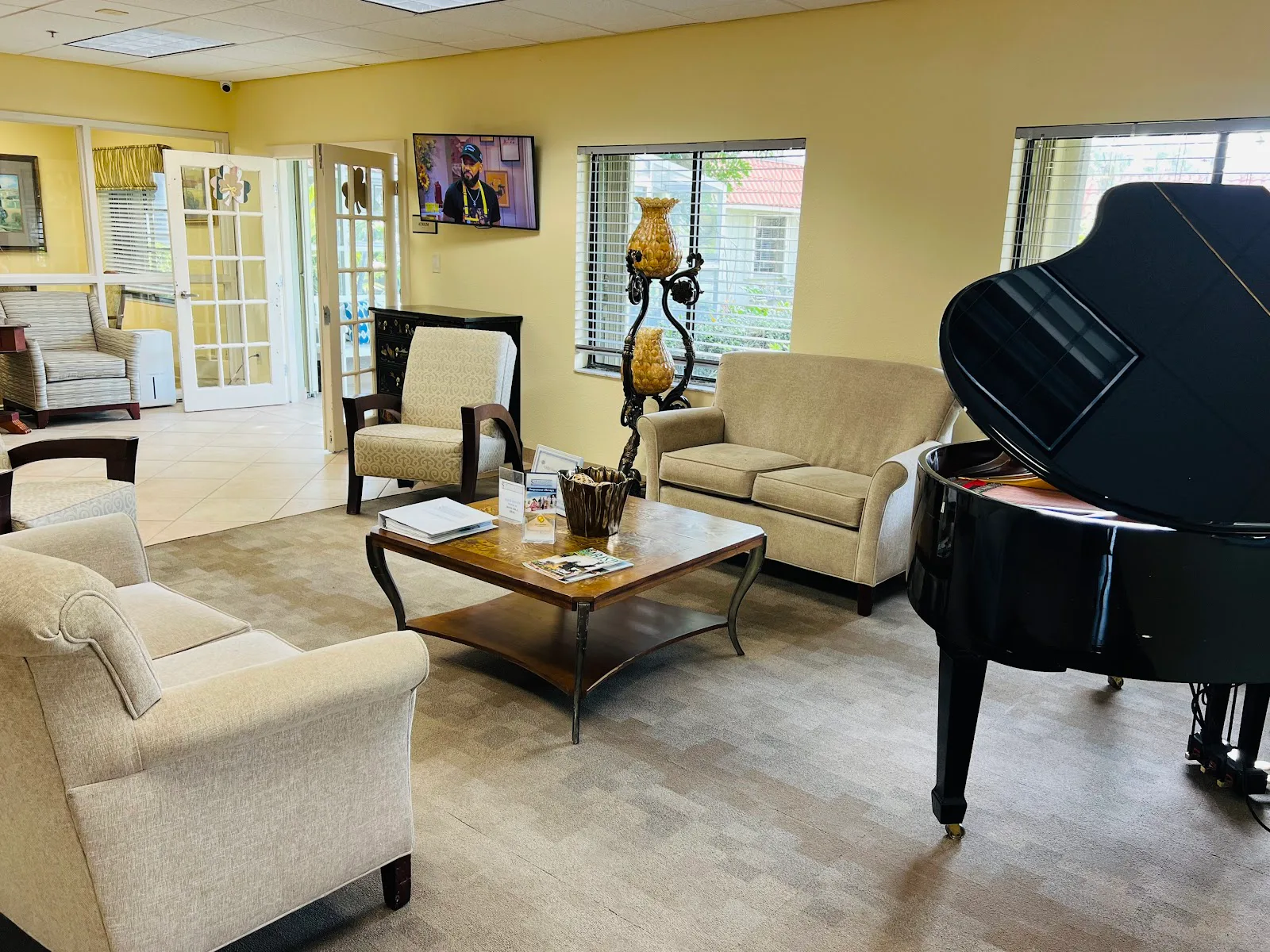 Mission Point Nursing & Physical Rehab Center Of L photo 4