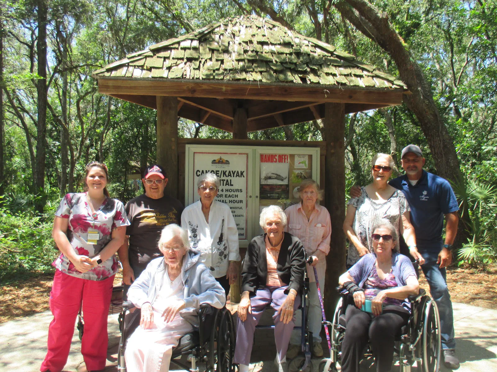 Monae'S Manor Assisted Living photo 3