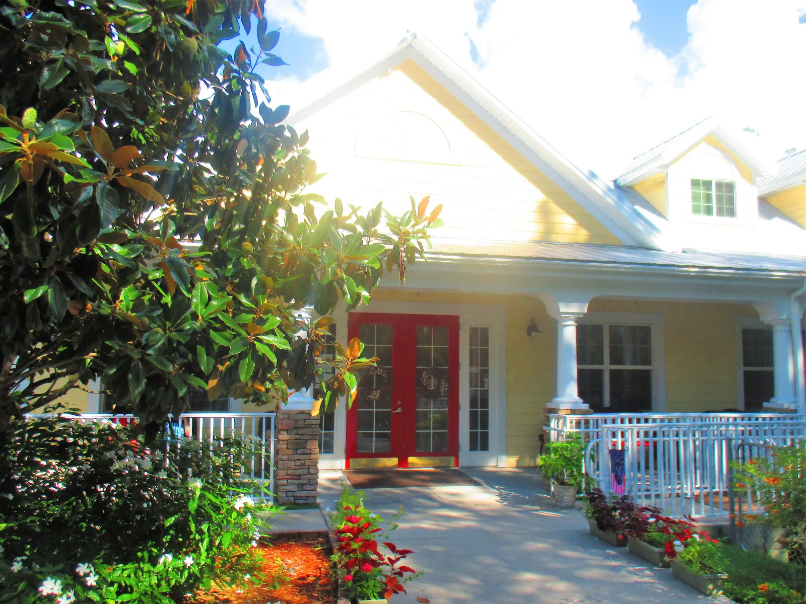Monae'S Manor Assisted Living