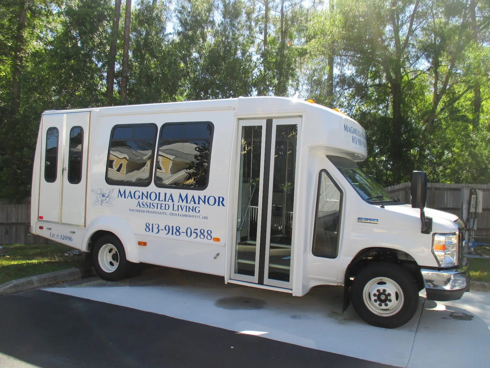 Monae'S Manor Assisted Living photo 4