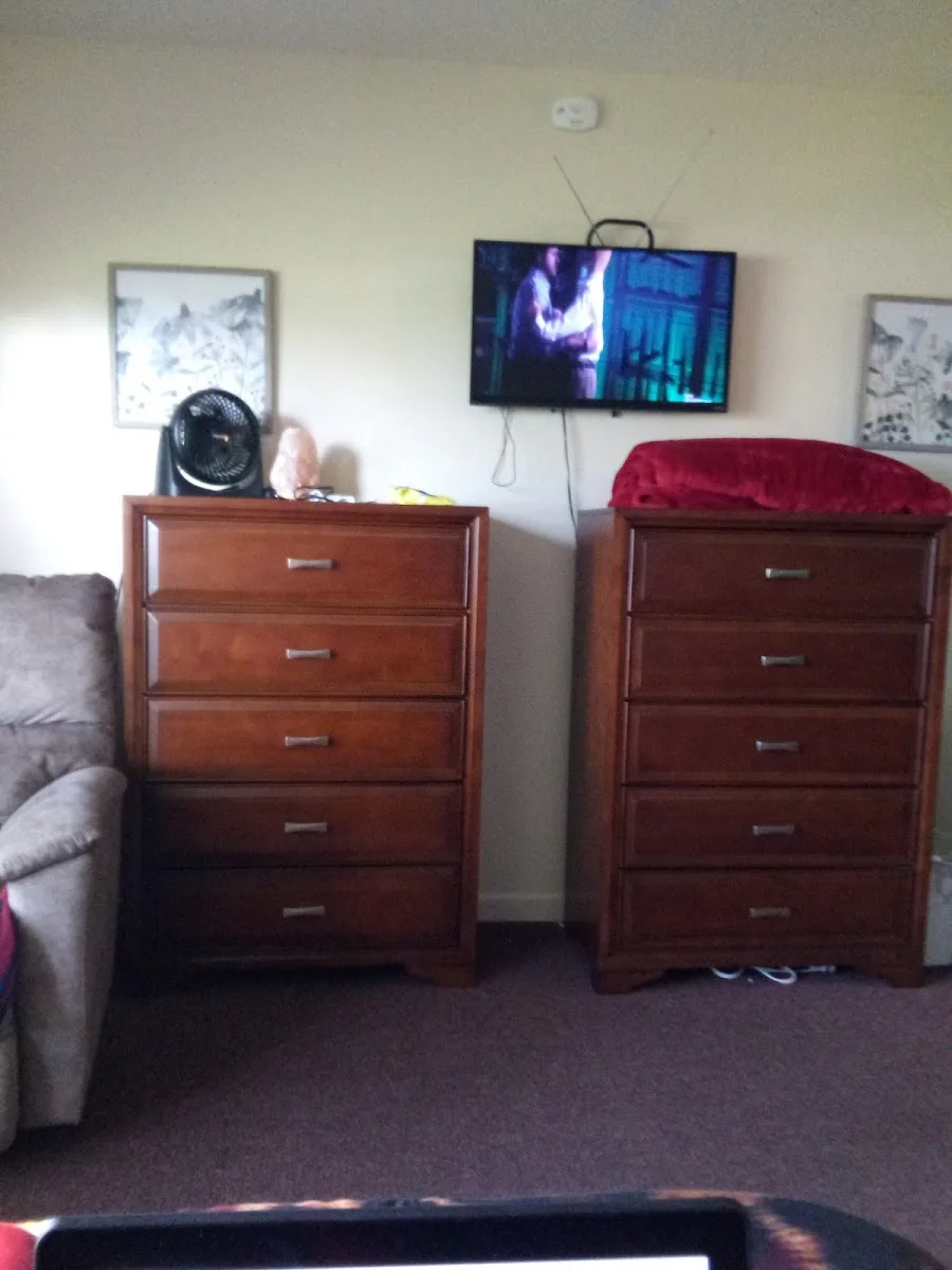NEW HORIZON LODGE INC. photo 2