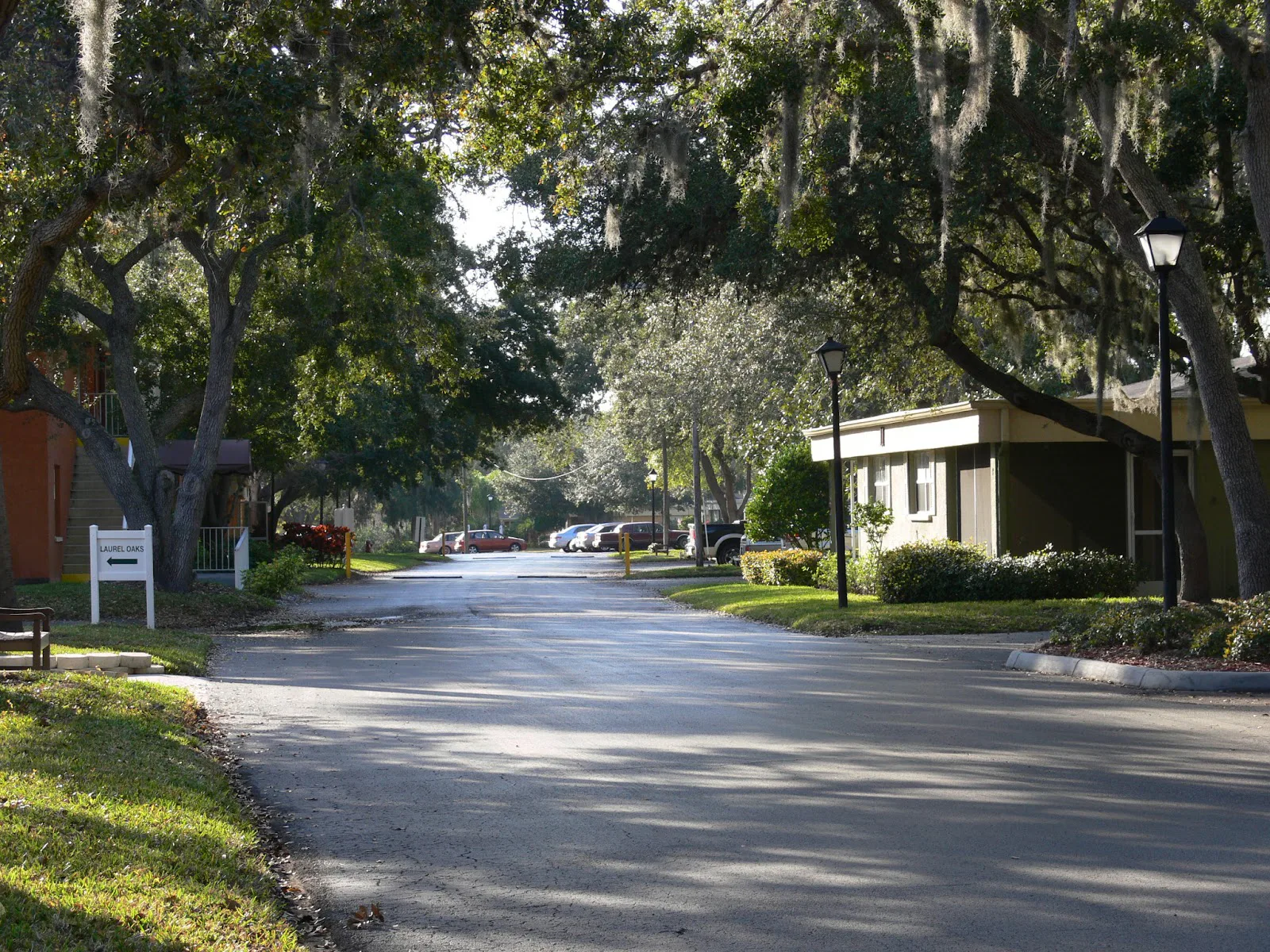 Oak Manor photo 9