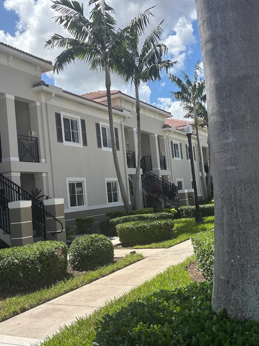 PARAISO GARDENS