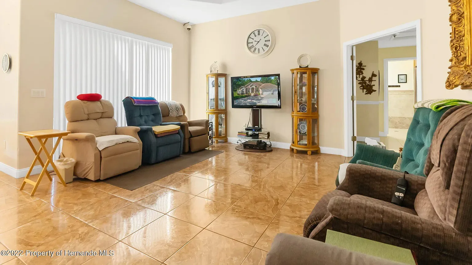 Rose Manor photo 3