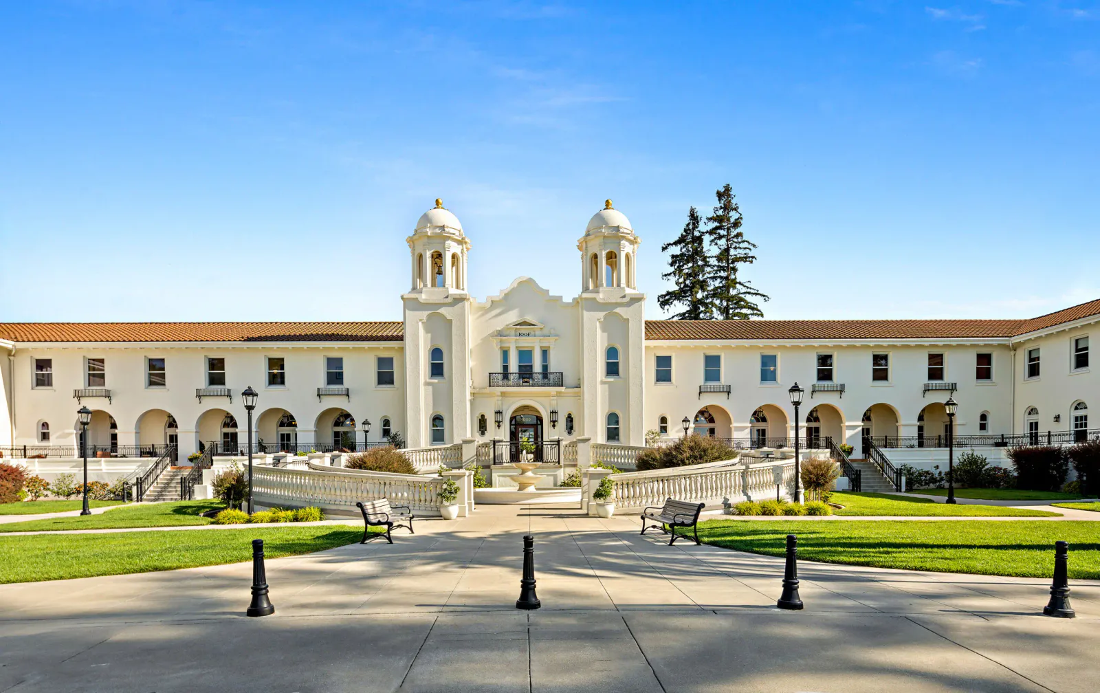 SARATOGA RETIREMENT COMMUNITY HEALTH CENTER