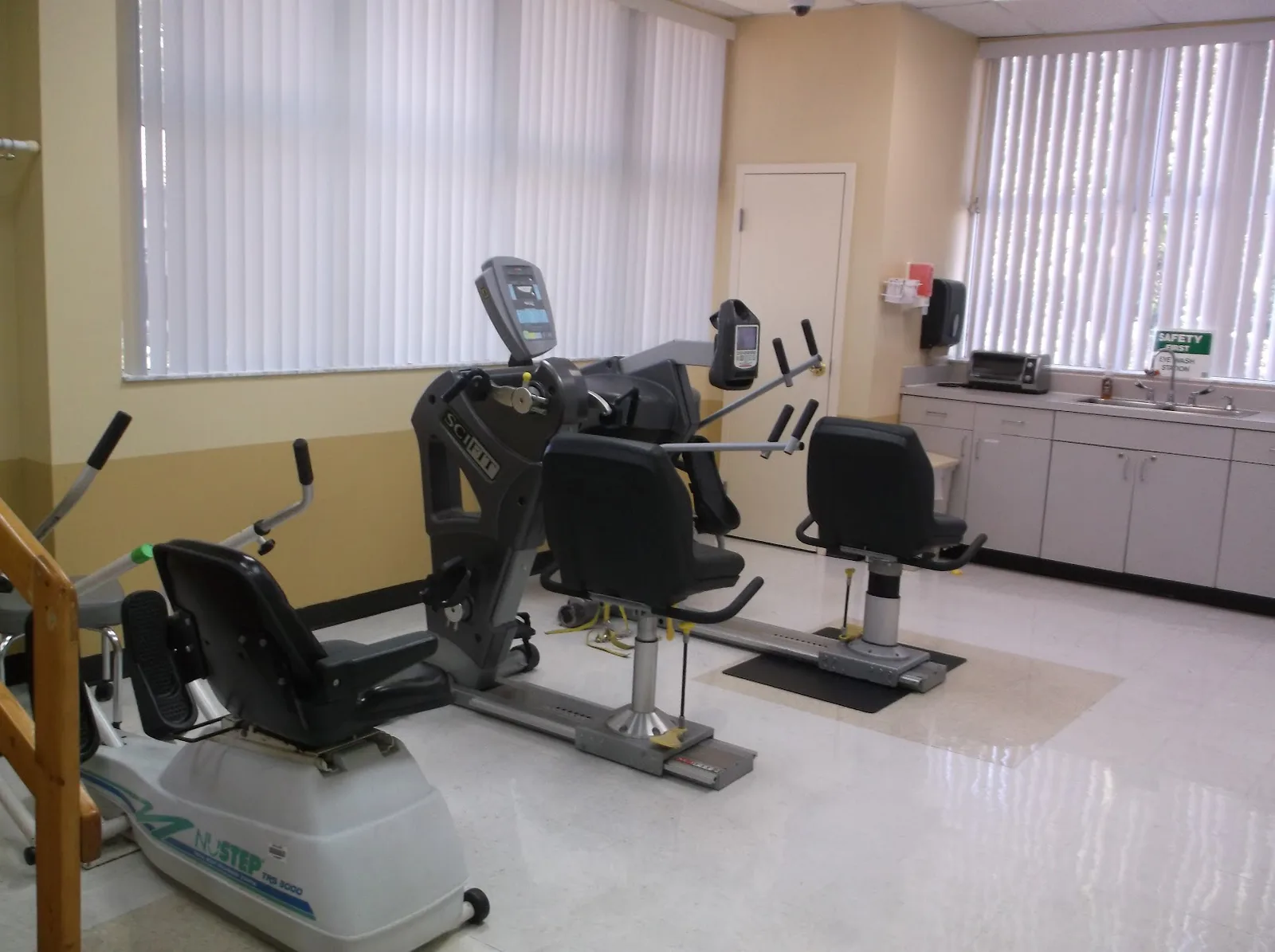 South River Rehabilitation and Wellness Center photo 8