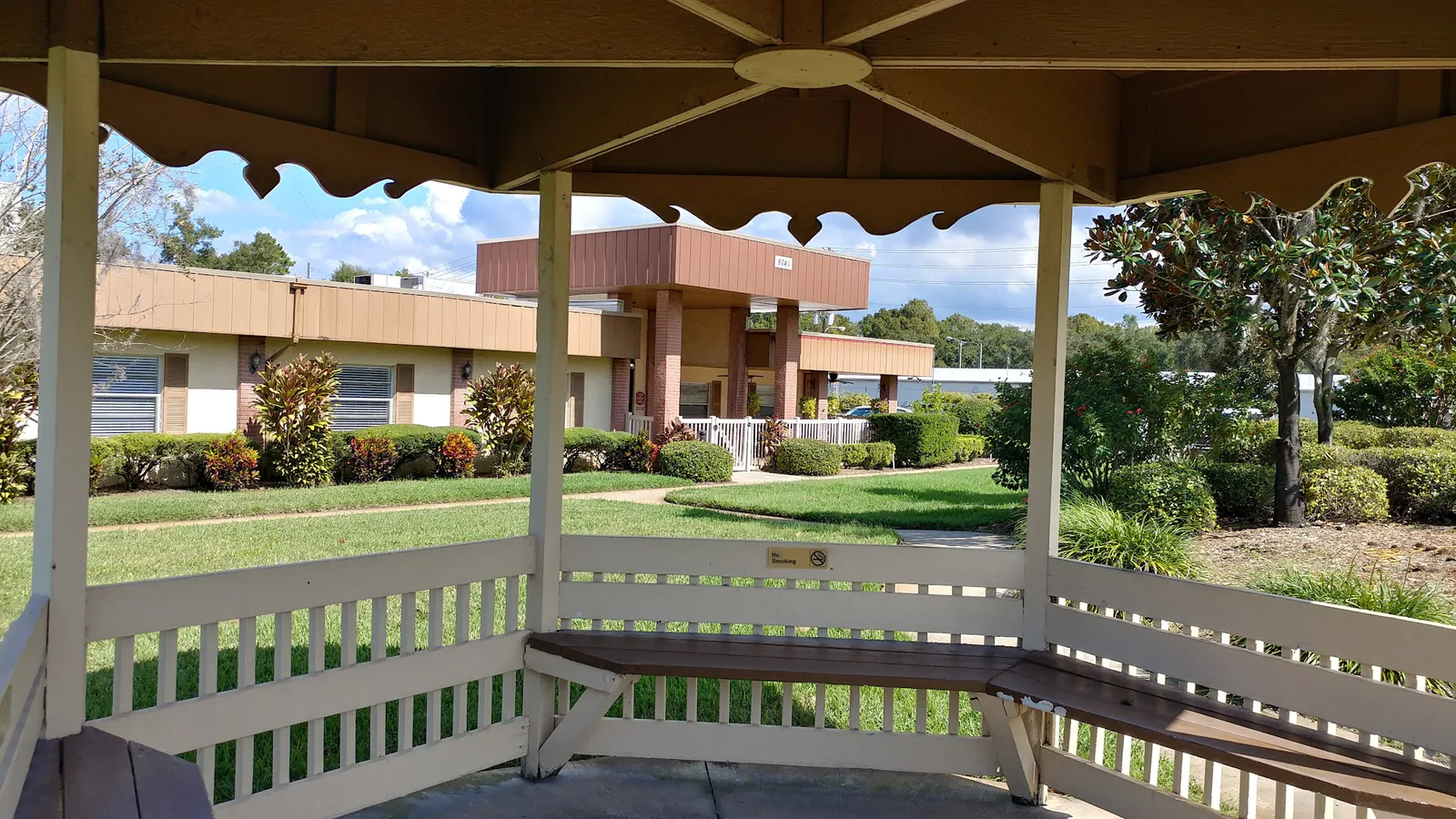 SPRING CREEK NURSING AND REHABILITATION CENTER LLC photo 3