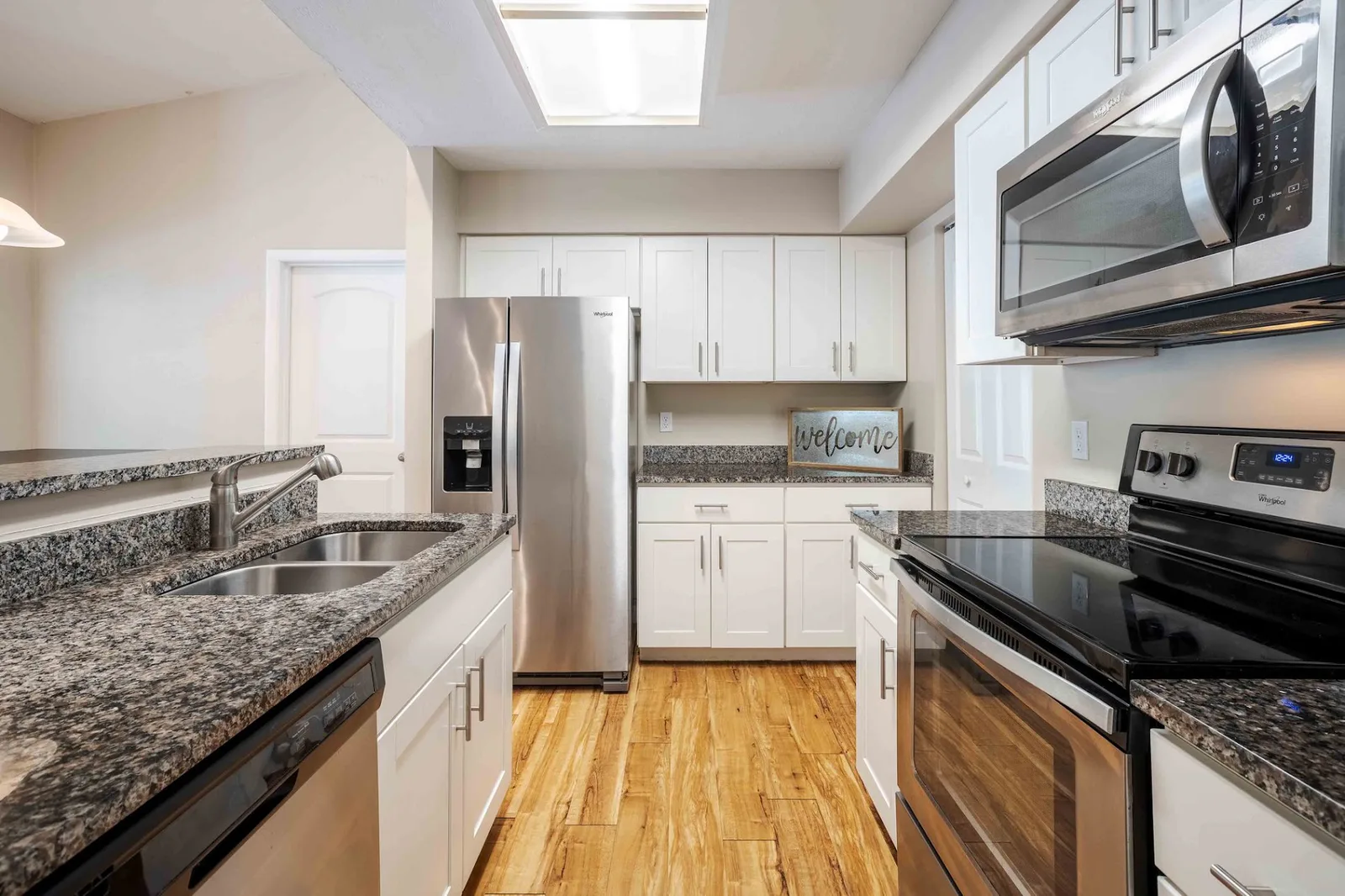 SPYGLASS SENIOR VILLA I photo 5
