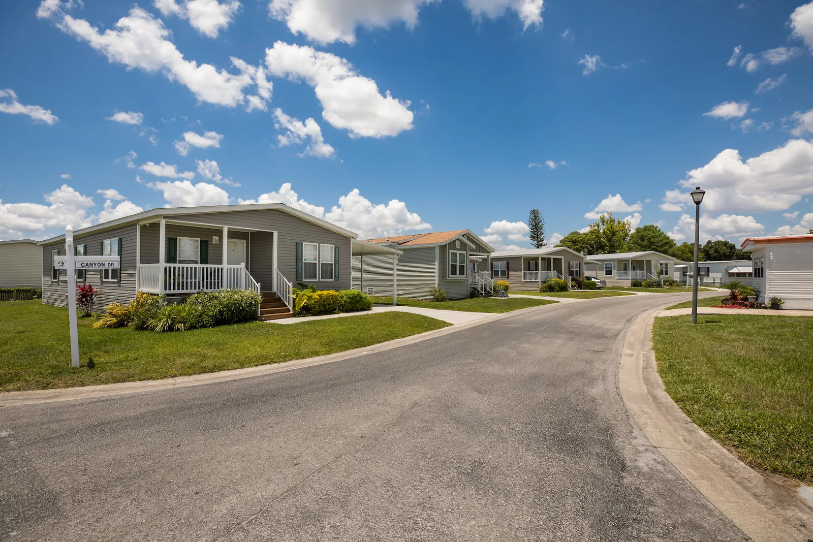 STARLIGHT SENIOR LIVING