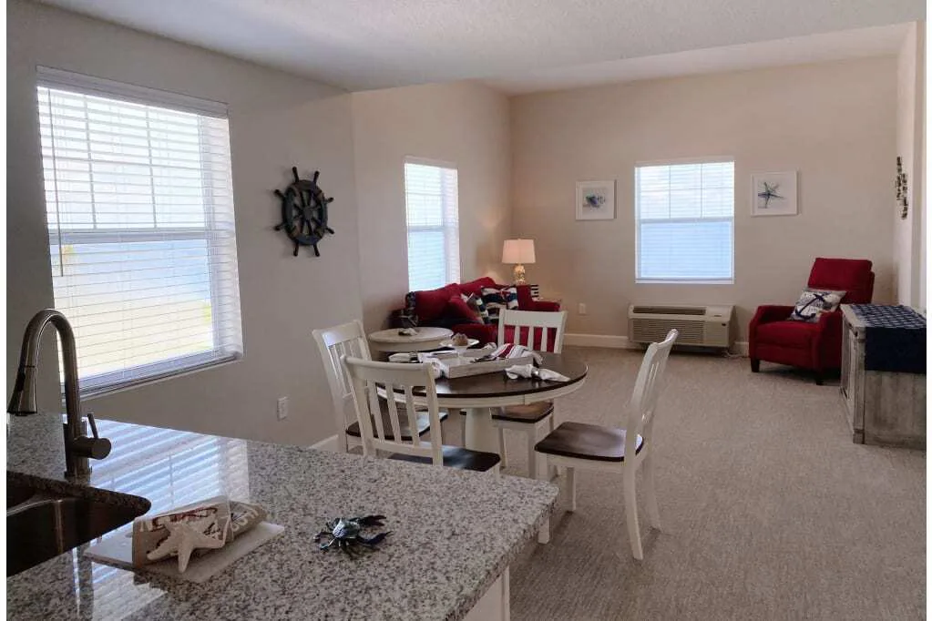 The Manor at Lake Jackson photo 9