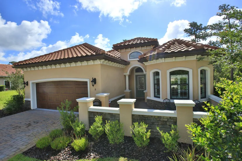 VA & C HOMES / SAN PACO CIRCLE