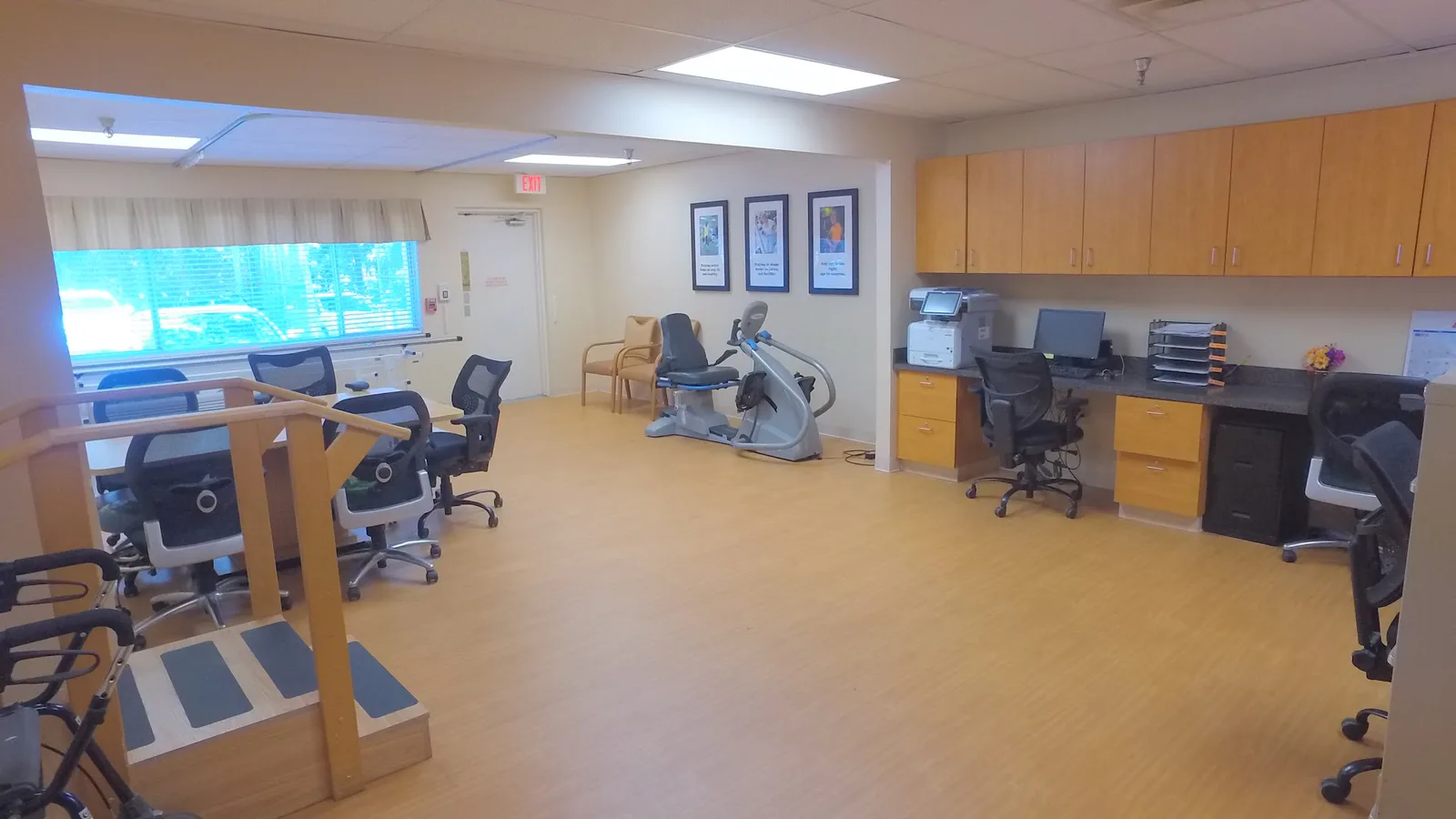 Whispering Oaks Rehab & Nursing photo 5
