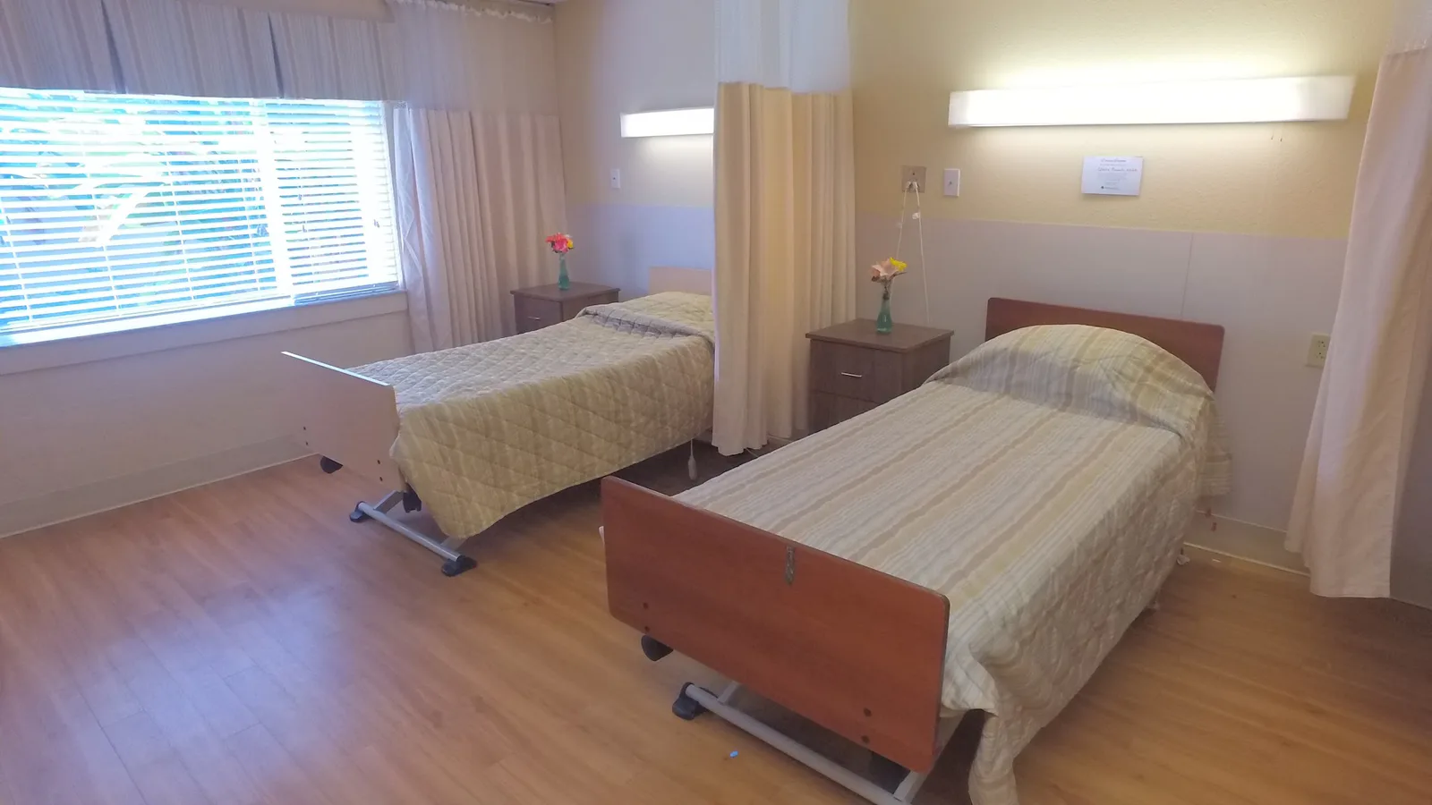 Whispering Oaks Rehab & Nursing photo 3