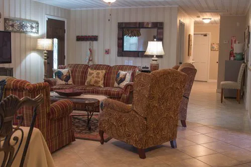 Azalea Oaks Place Assisted Living - CLOSED photo 7