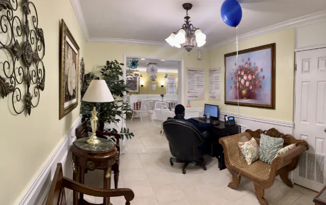 Castlewood Assisted Living Residence photo 5