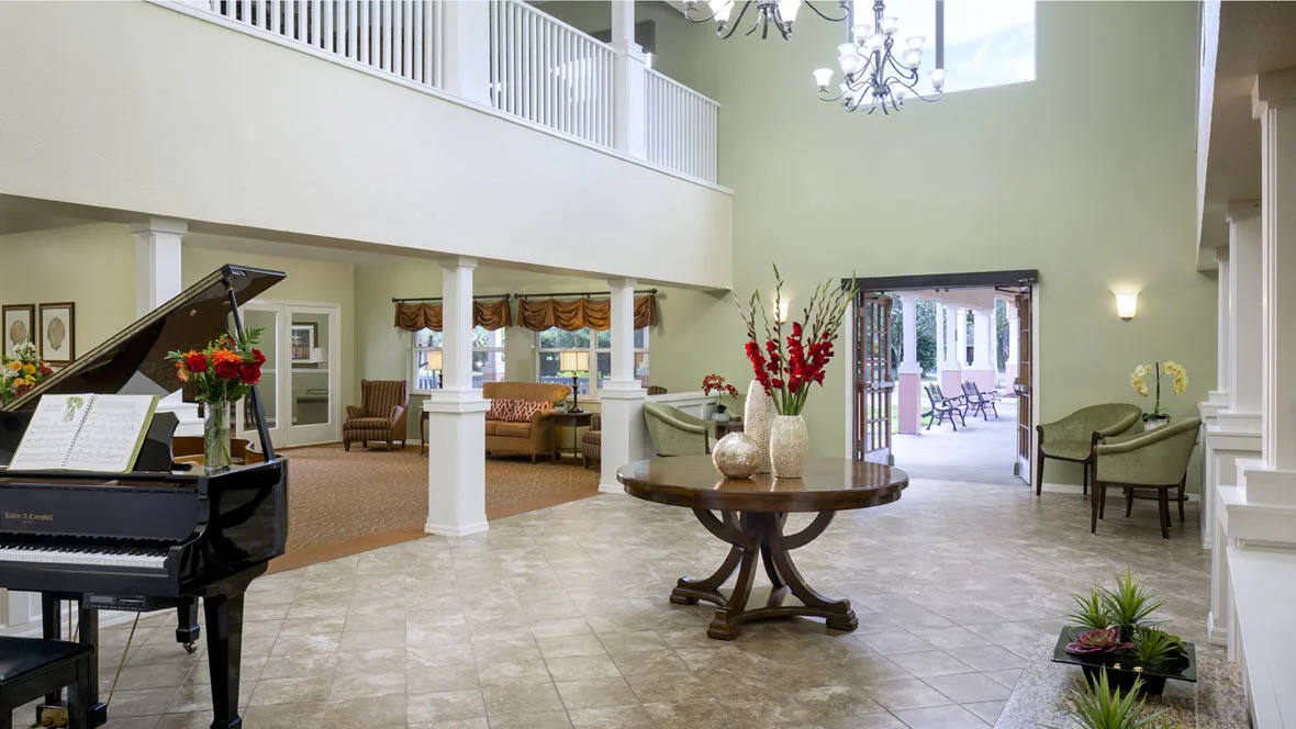 Chapman Manor photo 9