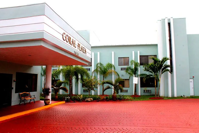 Coral Plaza Alf photo 1