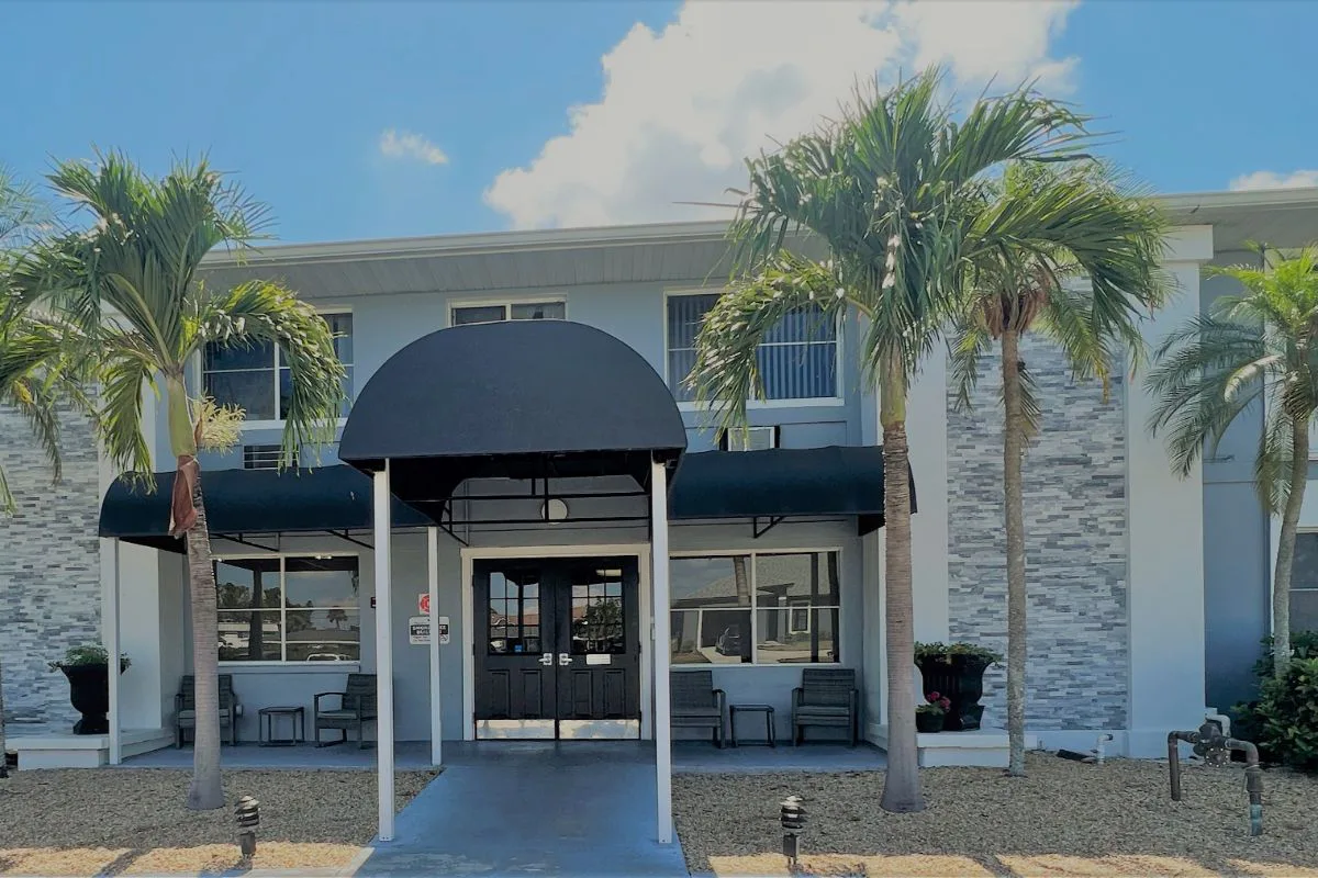 Elite Assisted Living Facilities - Cape Coral photo 6