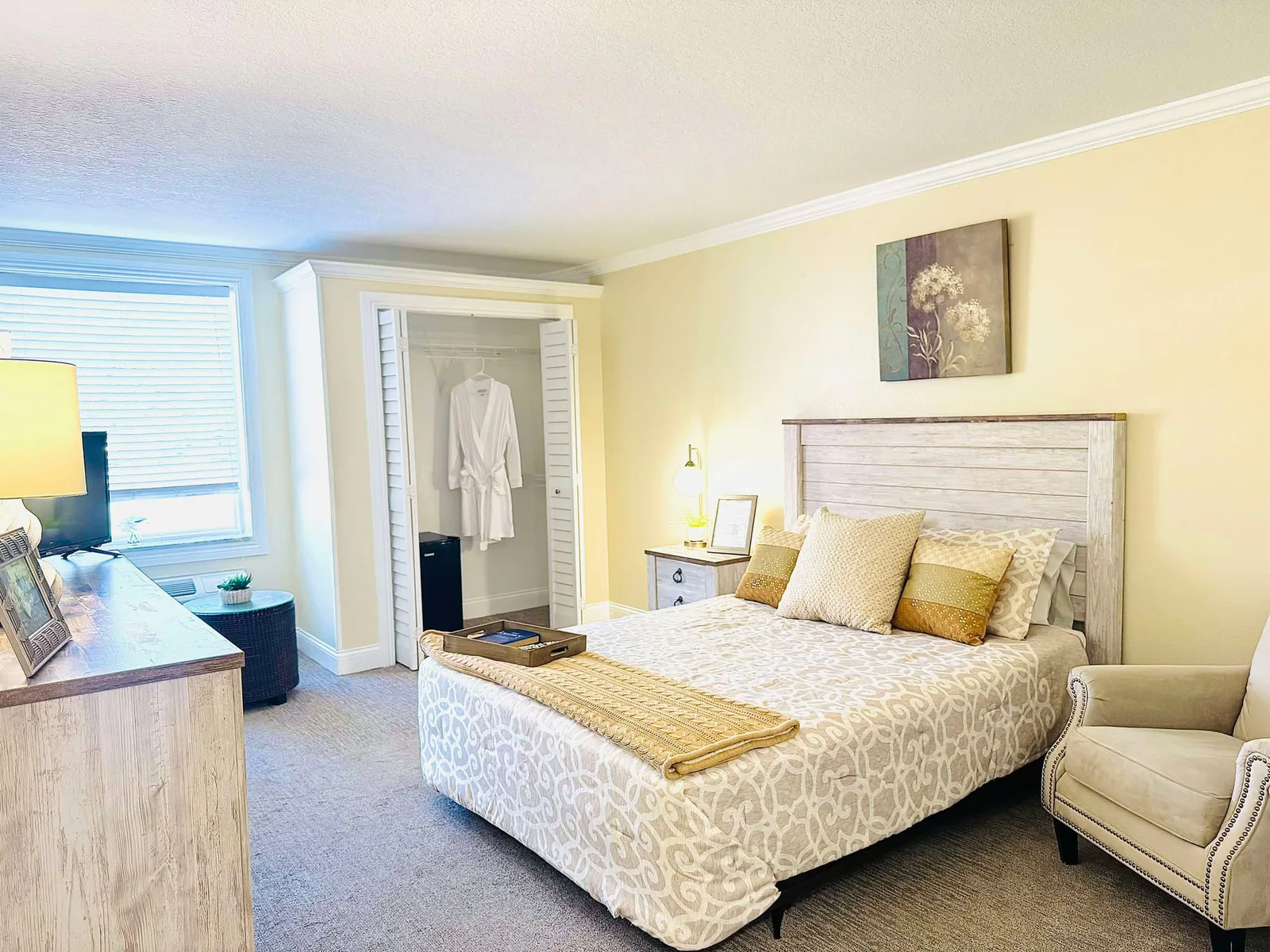 Grace Manor Suites photo 9