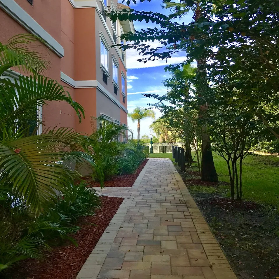 Heritage Waterside photo 8